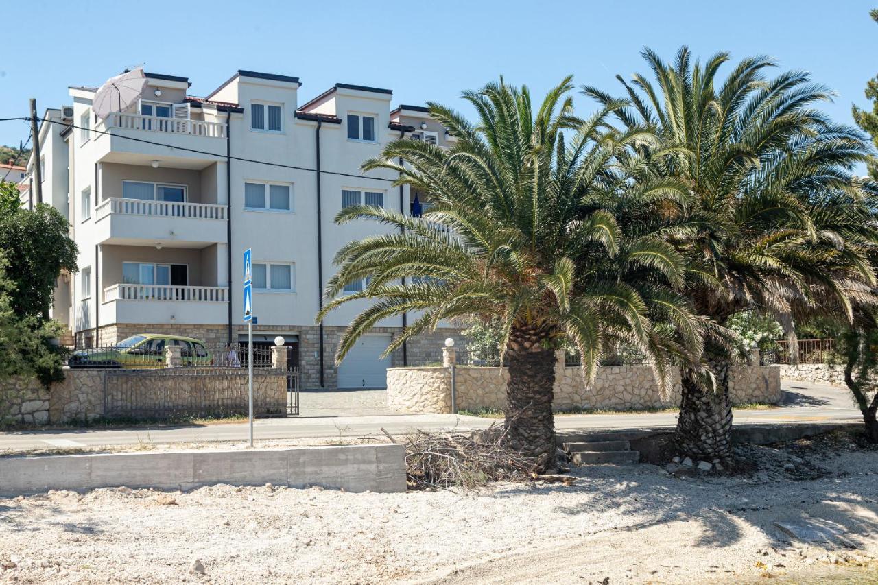 Apartments Janja Τρογκίρ Εξωτερικό φωτογραφία